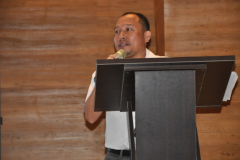 Dr. Roel Suralta, Director of the DA-Crop Biotechnology Center